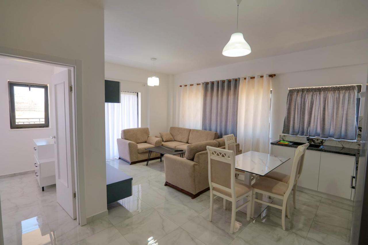 Arijons Apartments Sarandë Exteriör bild