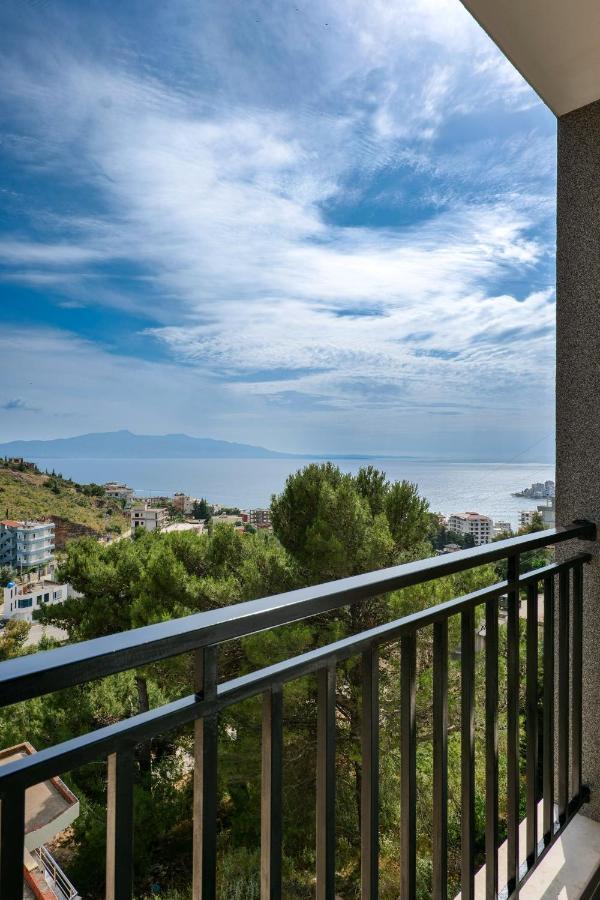 Arijons Apartments Sarandë Exteriör bild