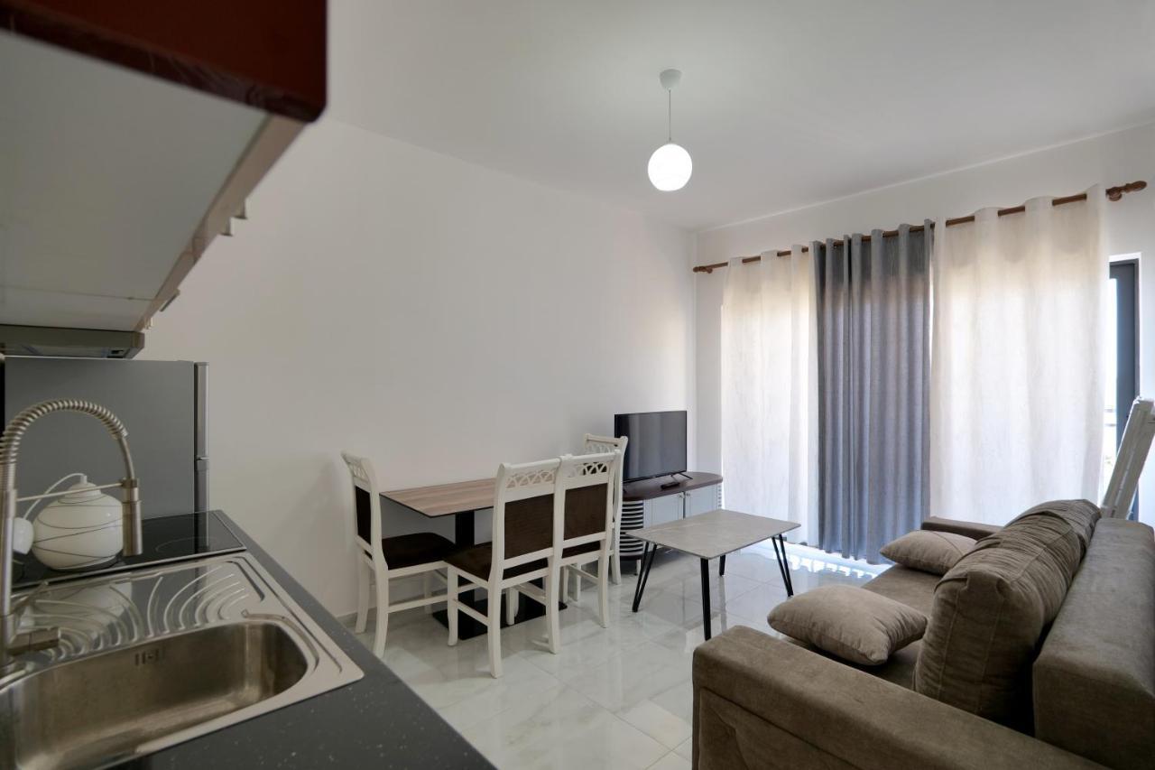 Arijons Apartments Sarandë Exteriör bild